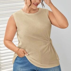 ✨ 2/$8 - NWT - Shein Plus Tie-side Tank - Size 0XL